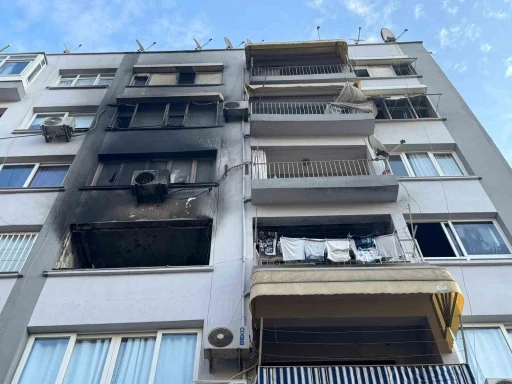 Mersin’de ev alev alev yandı, bir kişi hayatını kaybetti
