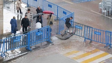 Meteorolojiden sel ve su baskını uyarısı
