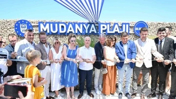 Mudanya Plajı, Büyükşehir kalitesiyle hizmete açıldı
