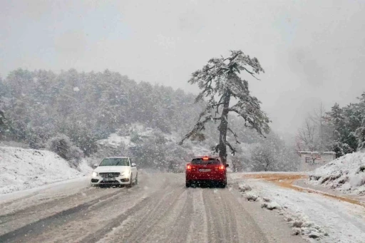 Muğla'nın Yüksek Kesimlerinde Kar Yağışı