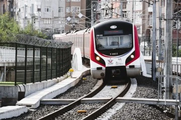 MARMARAY İSTANBUL NÜFUSUNDAN FAZLASINI TAŞIDI