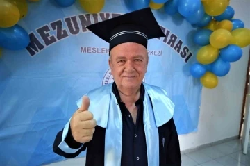 Öğrenmenin yaşı yok: 71 yaşında lise diploması aldı, göbek attı
