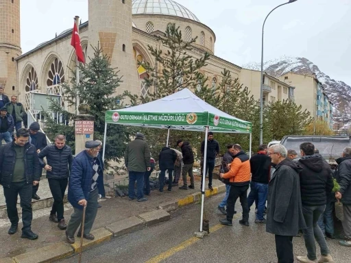 Oltu’da ücretsiz fidan dağıtımı yapıldı
