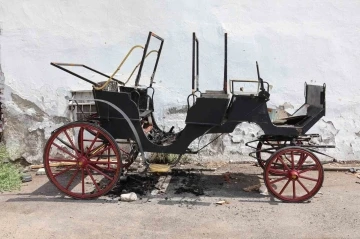 Önce faytonu kundakladılar, sonra yaylım ateşine tuttular: 1 ölü, 5 yaralı
