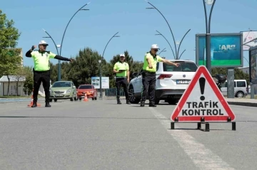 Ordu’da bir haftada 14 binden fazla araç ve sürücüsü denetlendi
