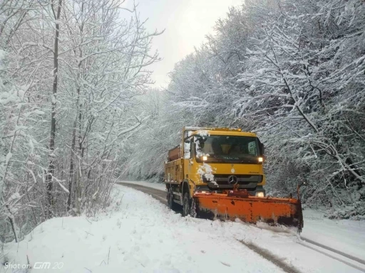 Ordu’nun yüksek kesimlerinde kar kalınlığı 60 santimetreye ulaştı
