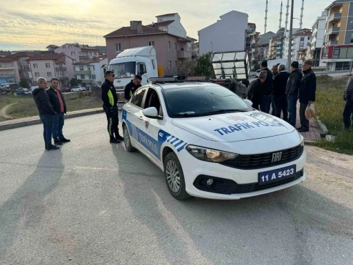 Otomobil ile motosikletin çarpıştığı kazada 1 kişi yaralandı
