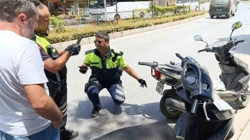 Plakanın kapanması için hazırlanan özel mekanizma ekiplerin dikkatinden kaçmadı
