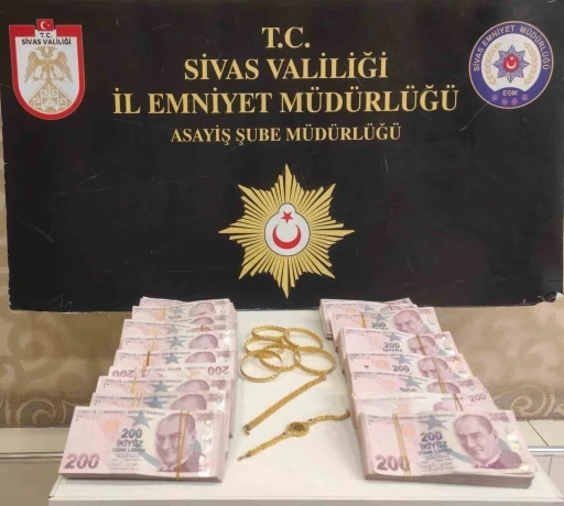 Polisin hızlı davranması 400 bin lirasının cebinde kalmasını sağladı
