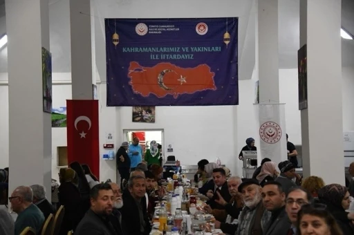 Pursaklar’da şehit aileleri ve gaziler onuruna iftar düzenlendi
