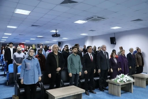 &quot;Türkiye Cumhuriyetinin Vatandaşlık Tasarımı Olarak İstiklal Marşı&quot; konferansı düzenlendi
