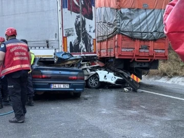 Sakarya’da 8 araçlı feci kaza: 1 ölü, 6 yaralı
