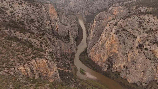 Sakarya Nehri yağmurlar sonrası havadan fotoğraflandı
