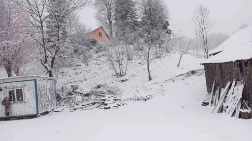 Sakarya’nın yüksek kesimleri beyaz gelinliğini yeniden giydi
