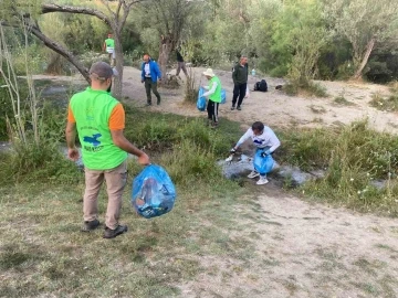 Şamran Kanalı için 51 kilometre yürüdüler
