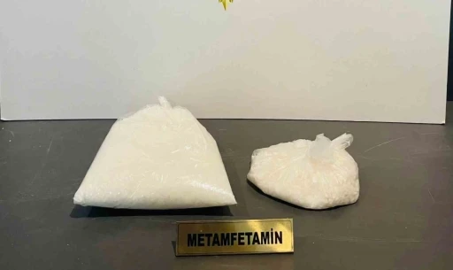 Samsun’da 1 Kilo 300 Gram Metamfetamin Ele Geçirildi