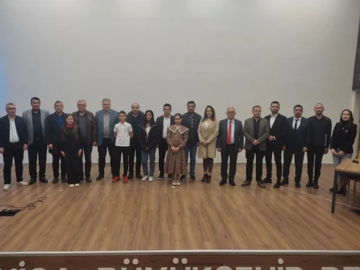 Sarıgöl’de Mehmet Akif Ersoy şiir okuma yarışması yapıldı
