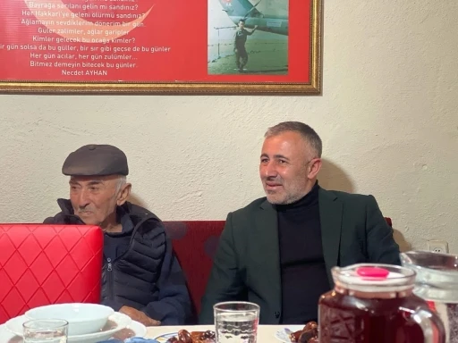 Şehit ailesi iftar yemeği programında duygu dolu anlar yaşandı
