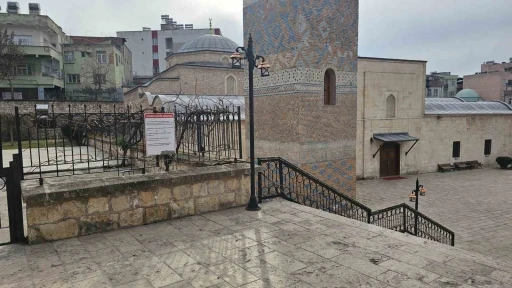 Siirt’te 9 asırlık cami yıllara meydan okuyor
