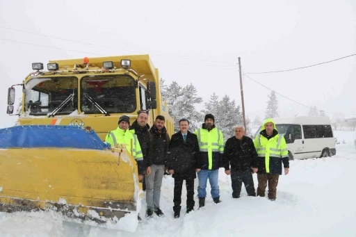 Sinop’ta 9 günde 10 bin km yol açma çalışması
