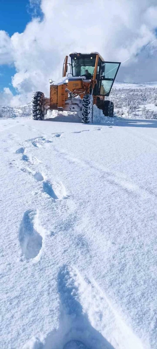 Şırnak’ta 19 köy yolu ulaşıma kapandı
