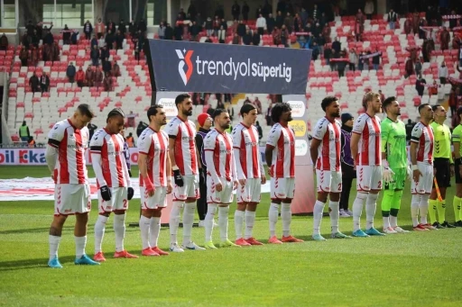 Sivasspor’un 8 maçlık galibiyet hasreti sona erdi
