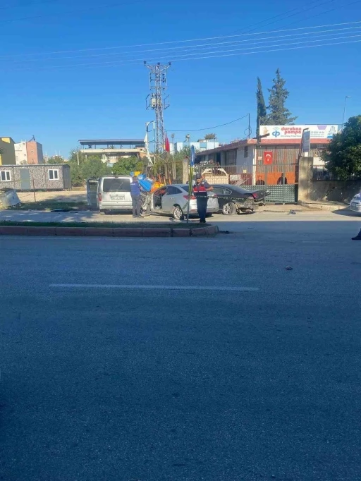 Su meselesi yüzünden otomobiline çarpıp öldüresiye dövdüler
