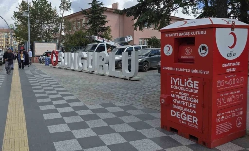 Sungurlu’da ihtiyaç sahipleri için 30 adet kıyafet kumbarası yerleştirildi
