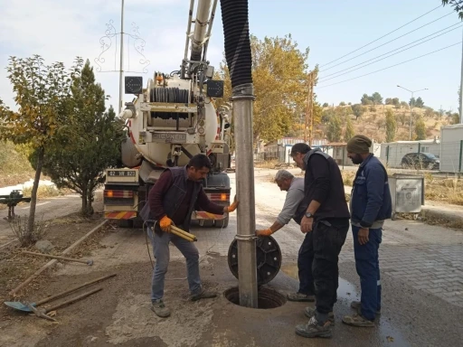 Taşkınlara karşı önlemler alınıyor
