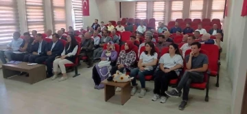 Tekman’da tarımsal desteklemeler konusunda bilgilendirme toplantısı yapıldı
