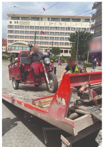 Trafiğe kapalı alana giren 30 sürücüye işlem uygulandı
