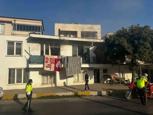 Yangına Trafik Polislerinden Hızlı Müdahale