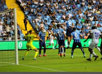 Trendyol Süper Lig: Adana Demirspor: 0 - Çaykur Rizespor: 1 (İlk yarı)
