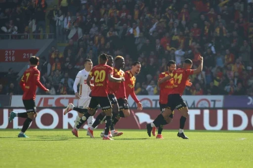 Trendyol Süper Lig: Göztepe: 1 - Antalyaspor: 0 (İlk yarı)
