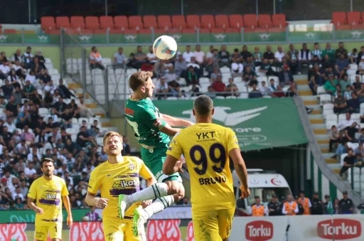 Trendyol Süper Lig: Konyaspor: 2 - Eyüpspor: 1 (Maç sonucu)
