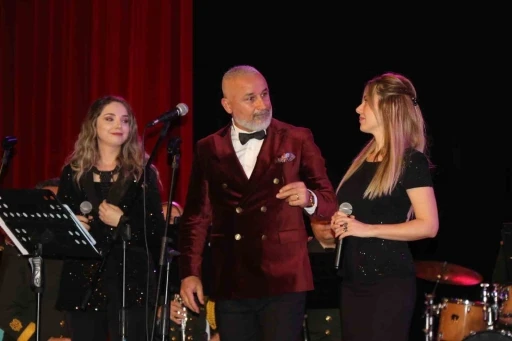 TSK Armoni Mızıkası Erzincan’da konser verdi
