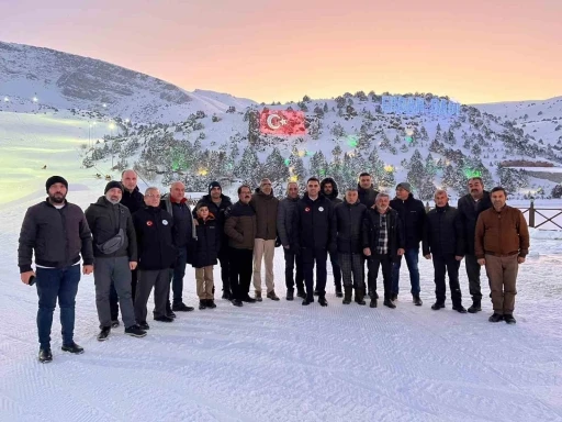 Turizm elçileri Ergan Dağı Kayak Merkezi’nde ağırlandı
