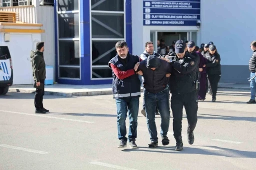 Türkiye’den 20 bin dolara Avrupa’ya insan kaçırıyor
