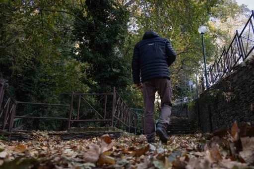 Türkiye’nin bir çok noktasında kar, İzmir’de sonbahar keyfi
