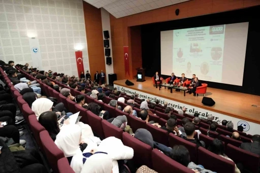 Türkiye’nin ilk tematik ’Yüzer GES Zirvesi’ Adıyaman’da düzenlendi
