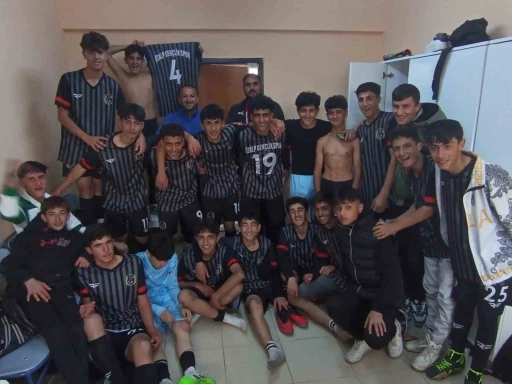 U16 Gelişim Ligi B Grubu; Özalp Gençlikspor: 5 - Başkalespor: 3
