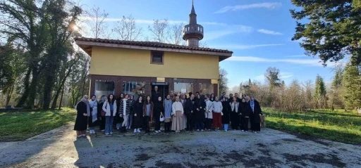 Üniversite öğrencileri, Sakarya’nın tarihini gezerek öğrendi
