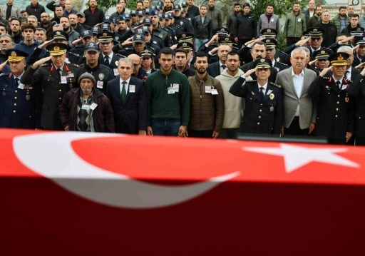 Uzman çavuşun çarpıp şehit ettiği polis memuru son yolculuğuna uğurlandı
