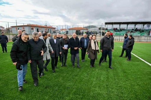 Vali Aktaş, Eşme ilçesinde ziyaret ve incelemelerde bulundu
