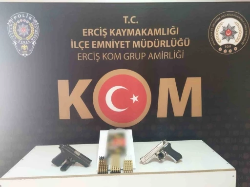 Van’da gümrük kaçakçılığı operasyonları
