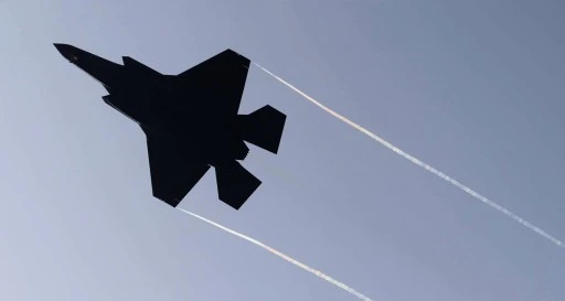 Yakıtı Tükenen 2 F-35 Acil İniş Yaptı