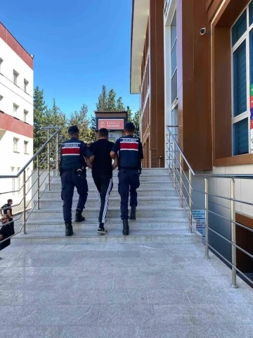 Yalova’da 15 yıl hapis cezası nedeniyle aranan hükümlü yakalandı
