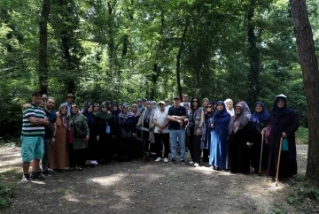 Yaşlılar YADEM’le yeşilin tonları arasında gezintiye çıktı
