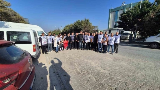 Yelkenci Tekstil işçileri hak mücadelesi için bir arada
