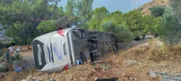 Datça’da Yolcu Otobüsü Uçuruma Yuvarlandı